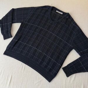 Elegant Navy V-Neck Sweater